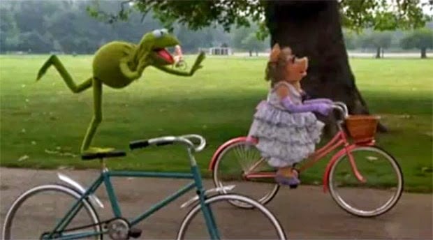 Apparently Kermit rides a brakeless fixie with a purely ornamental front fender.