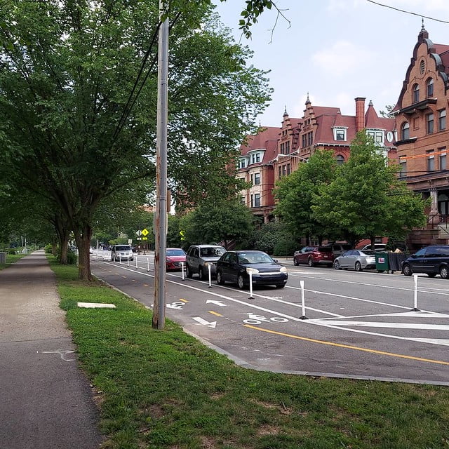 PA’s Parking Protected Bike Lane Bill Update: Looking for a May Vote